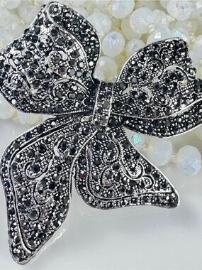 Vintage Black Crystal Bow Brooch - Silver Accents